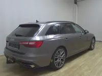 Gebraucht Audi A4 Advanced 190 PS (139 kW) 2020 Grau Kombi
