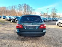 Gebraucht Mercedes E250 Elegance 204 PS (150 kW) 2010 Grün Kombi