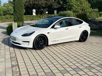 gebraucht Tesla Model 3 SR+ 20 Zoll weiß/weiß