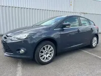 Gebraucht Ford Focus Titanium 125 PS (91 kW) 2011 Grau Limousine