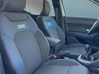 Neu Dacia Duster 131 PS (96 kW) 2025 Weiß SUV