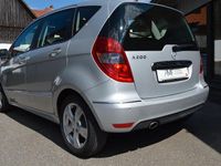 Usata Mercedes A200 136 CV (100 kW) 2011 Argento Berlina