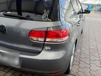 Gebraucht VW Golf VI 122 PS (89 kW) 2011 Grau Kleinwagen