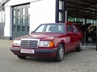 Gebraucht Mercedes E230 132 PS (97 kW) 1990 Barolorot Limousine