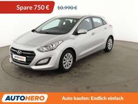 Gebraucht Hyundai i30 Classic 101 PS (74 kW) 2016 Silber Limousine