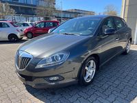 Gebraucht Lancia Delta 120 PS (88 kW) 2010 Grau Kleinwagen