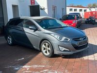 Gebraucht Hyundai i40 135 PS (99 kW) 2012 Grau Kombi