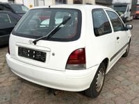 Używany Toyota Starlet 75 KM (55 kW) 1998 Biały Hatchback