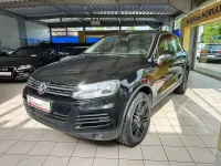 Gebraucht VW Touareg 204 PS (150 kW) 2012 Schwarz SUV