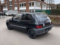 gebraucht Renault Clio mit TÜV 3/25