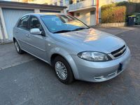 Gebraucht Chevrolet Lacetti 85 PS (62 kW) 2006 Silber Kleinwagen