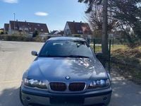 Gebraucht BMW 320 150 PS (110 kW) 2004 Grau Limousine