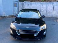 Gebraucht Ford Focus 120 PS (88 kW) 2020 Schwarz Kombi