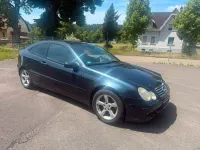 Gebraucht Mercedes C200 122 PS (89 kW) 2005 Schwarz Coupé