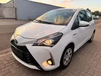 Gebraucht Toyota Yaris 101 PS (74 kW) 2019 Weiß Limousine