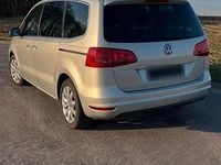 Second-hand VW Sharan 140 CP (102 kW) 2013 Gri Monovolum