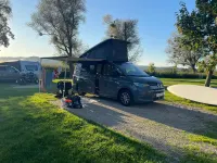 Gebraucht VW California Beach 150 PS (110 kW) 2025 Grau Van
