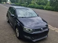 Gebraucht VW Polo Life 90 PS (66 kW) 2013 Schwarz Kleinwagen