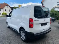 Gebraucht Opel Vivaro-e Combi Edition 144 PS (105 kW) 2022 Weiß Van / Kleinbus