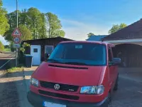 Używany VW T4 102 KM (75 kW) 2002 Czerwony Van