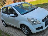 Gebraucht Suzuki Splash 77 PS (56 kW) 2011 Weiß Kleinwagen