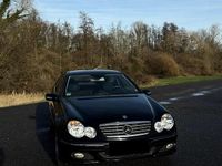 Gebraucht Mercedes C160 122 PS (89 kW) 2006 Schwarz Coupé