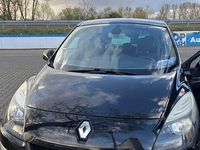 Gebraucht Renault Mégane Dynamique 131 PS (96 kW) 2011 Schwarz Limousine