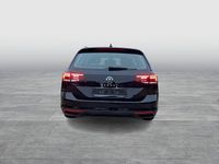 Gebraucht VW Passat Basis 150 PS (110 kW) 2022 Deep black perleffekt (metallic) Kombi