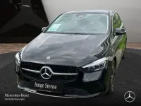Gebraucht Mercedes B200 Advanced 163 PS (119 kW) 2025 Schwarz Van / Kleinbus