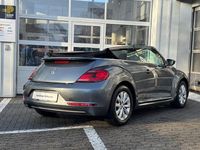 Gebraucht VW Beetle Cabriolet 105 PS (77 kW) 2018 Grau Cabrio