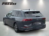 Gebraucht VW Golf VIII Move 150 PS (110 kW) 2023 Delfingrau metallic Kombi
