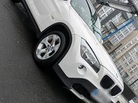 Gebraucht BMW X1 170 PS (125 kW) 2011 Weiß SUV
