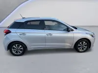 Gebraucht Hyundai i20 Passion 84 PS (61 kW) 2018 Grau Limousine