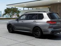 Gebraucht BMW X7 Performance 352 PS (258 kW) 2026 Grau SUV