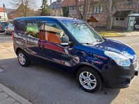 Gebraucht Opel Combo 90 PS (66 kW) 2015 Blau Van / Kleinbus