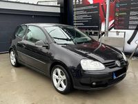 Gebraucht VW Golf V 90 PS (66 kW) 2004 Schwarz Kleinwagen
