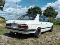 Gebraucht BMW 520 Performance 125 PS (91 kW) 1984 Weiß Limousine