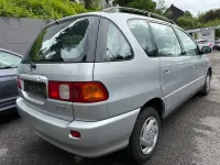 Gebraucht Toyota Picnic 128 PS (94 kW) 1999 Silber Van / Kleinbus