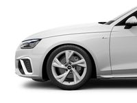 Gebraucht Audi A4 S-Line 204 PS (150 kW) 2024 Arkonaweiß Kombi