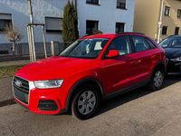 Gebraucht Audi Q3 Design 150 PS (110 kW) 2018 Rot SUV