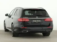 Gebraucht Mercedes E300 AMG 306 PS (225 kW) 2022 Schwarz Kombi