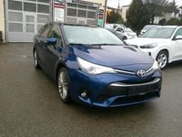 Gebraucht Toyota Avensis Executive 143 PS (105 kW) 2015 Blau Kombi