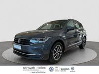 Gebraucht VW Tiguan Life 150 PS (110 kW) 2023 Grau SUV