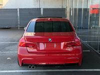 Gebraucht BMW 330 M Performance 258 PS (189 kW) 2015 Rot Limousine