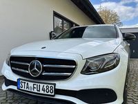 Gebraucht Mercedes E220 194 PS (142 kW) 2017 Weiß Limousine