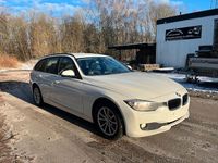 Gebraucht BMW 318 143 PS (105 kW) 2013 Weiß Kombi
