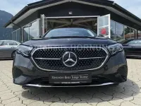 Gebraucht Mercedes E220 197 PS (144 kW) 2025 Grau Limousine