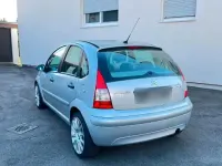 Gebraucht Citroën C3 88 PS (64 kW) 2006 Silber Kleinwagen