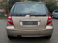 Gebraucht Mercedes A200 Elegance 85 PS (62 kW) 2007 Gold Kleinwagen