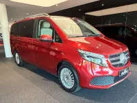 Gebraucht Mercedes V300 237 PS (174 kW) 2021 Rot Van / Kleinbus